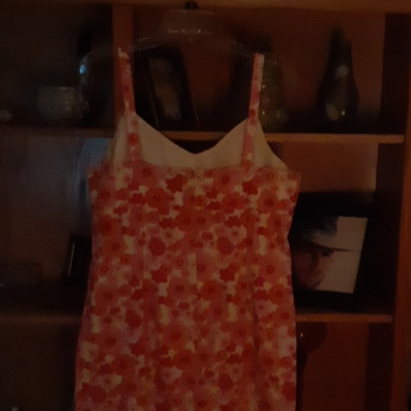 Darling Old Navy Dress - Picture 3 of 5